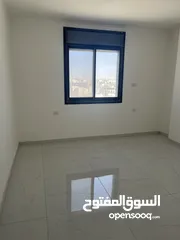  11 روف للبيع – بيتونيا / بجانب ملعب بيتونيا