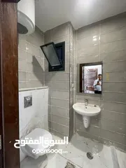  11 شقة مفروشه وفارغه للإيجار مميزه جدا