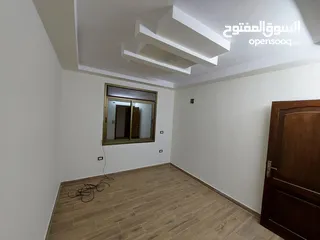  17 شقة مستعمله للبيع اربد الحي الشرقي