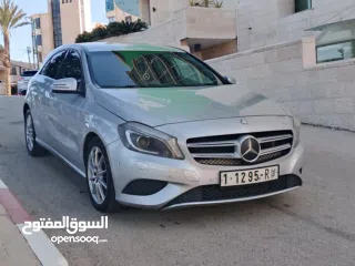  3 ميرسيدس A180 سنة 2015 نخب لقطه