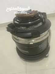  1 مكنسة كهربائية