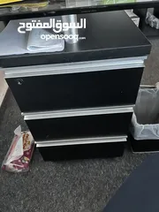  10 اثاث مكتب فاخر استعمال بسيط جدا - شبه جديد بسبب السفر