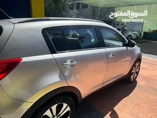  7 كيا سبورتاج2011 ديزل دفع رباعي ترخيص وتامين سنه فل اضافات بدون فتحه خاليه من الحوادث البيع كاش فقط