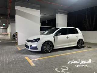  6 Volkswagen Golf 6 R