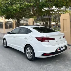 6 Hyundai Elantra 2.0
