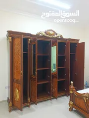  5 For sell bedroom set very good condition  