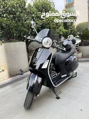  3 Vespa PIAGGIO GTS300 / Super clean / Black