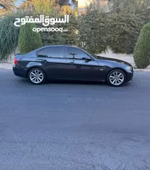  4 BMW 320i 2008