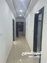  4 شقة طابق أول خلفية للبيع في جبل الحسين