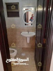  4 شقة ارضية مع ترس في عبدون