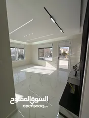  5 شقة طابق ارضي فاخرة في اجمل مواقع طبربور من المالك مباشرة