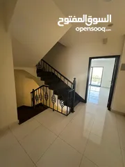  9 فيلا بمساحة مميزة للايجار في مدينة السلطان قابوس - Spacious Villa Compound for Rent in MQ