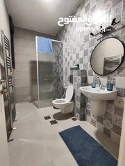  16 شقة مفروشة فخمة مع حديقة خاصة للإيجار في عين منجد