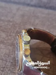  2 للبيع ساعه أصليه نوعيته WAINER ونظيفه مستعمله قليل.