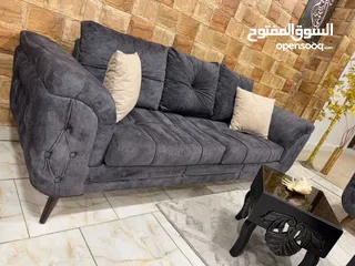  2 طقم كنب مع طاولات فخم جدا