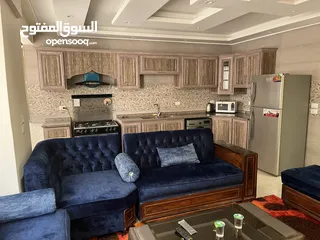  2 شقة سكنية طابق آخير ( الروف / شقتين )   للبيع في أجمل مواقع إربد