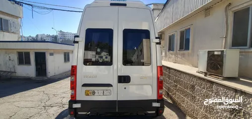  3 باص IVECO زيرو للبيع