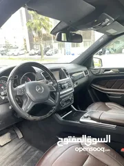  4 Mercedes GL 500