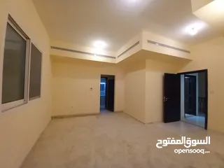  3 فيلا خاصه للإيجار في مدينة خليفة أ أبوظبي