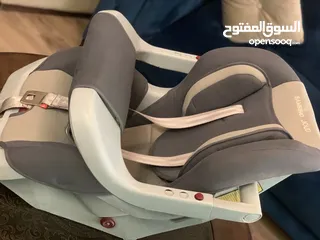  2 مقعد سيارة للأطفال