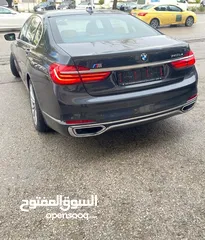  2 سياره BMW 740LE   موديل 2018 للبيع