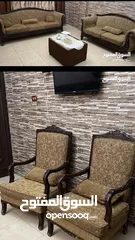  4 طقم كنب 7 مقاعد حالة جيده وخشب ثقيل