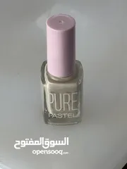  8 Nail polish