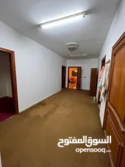  16 منزل مستقل للبيع
