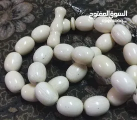  3 مسباح عاج اصلي قديم 33 حبه انتيك حبه فحله وزن 106 غرام يوجد خدمة توصيل لجميع المحافظات