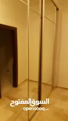  23 شقه مع روف مميزه للبيع