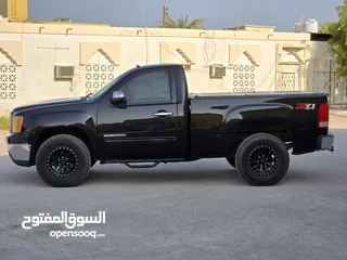  7 GMC Sierra SLE V8 GCC 2011 price 29,000 AED