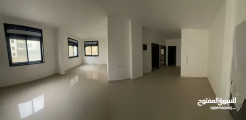  3 شقة جاهزة في عين مصباح