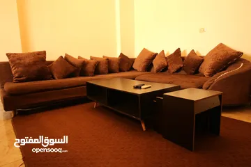  10 شقة  في عمان - مطل أبو نصير مقابل مدينة الجبيهة الترفيهية دخلة ليدرز سنتر :