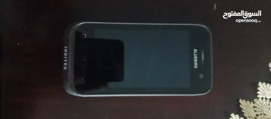  1 جهاز كمبيوتر