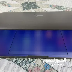  8 MacBook pro 2019 13.3 ماك بوك  برو