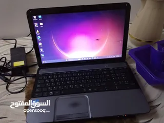  3 لابتوب مستعمل يوجد سخط صغير بشاشه