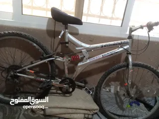  1 دراجه هوائيه ياباني اصلي 100c/o نضيف جنط26