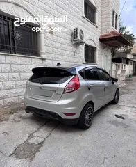  1 فورد فييستا مميزه للبيع كاش فقط