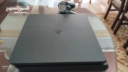  1 Playstation4 slim