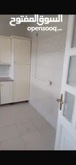  5 شقة فارغة للإيجار في ام اذينة - ref : 14555