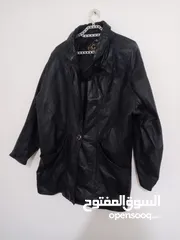  18 جاكيت ومعطف نسائي جلد اصلي طبيعي 100% 100% Genuine Leather Women's Jacket and  Coat بحالة ممتازة