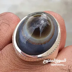 1 البيع خاتم حجر سليماني من نوادر الاحجار وحجمه راهي