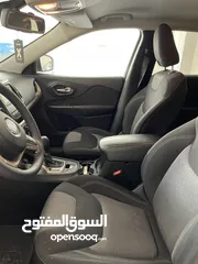  16 جيب شروكي موديل 2014 بحالة الوكالة للبيع  اوللبدل على سيارة احدث