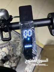  5 سكوتر كهربائي بحالة الوكالة للبيع