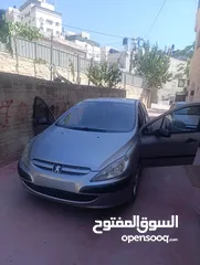  1 بيجو 307 موديل 2005 بحالة ممتازة وبدون اعطال مع وجود قطع غيار للسيارة السعر عالكاش مع امكانية البدل