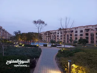  12 شقة للبيع 128 م في كمبوند ستون بارك التجمع الخامس  Stonr park new cairo بمقدم 10% فقط