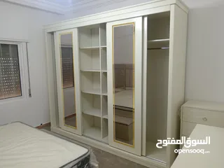  9 اثاث جديد لم يستخدم بداعي السفر