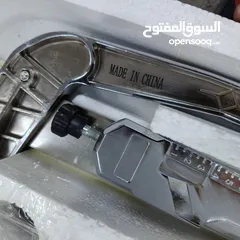  8 مقص بلاط  وعدة بناء وآليات للبيع