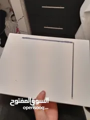  1 ماكبوك Air M4 جديد كلياً