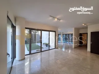  8 شقة مع حديقة للايجار في جبل عمان بمساحة بناء 180م